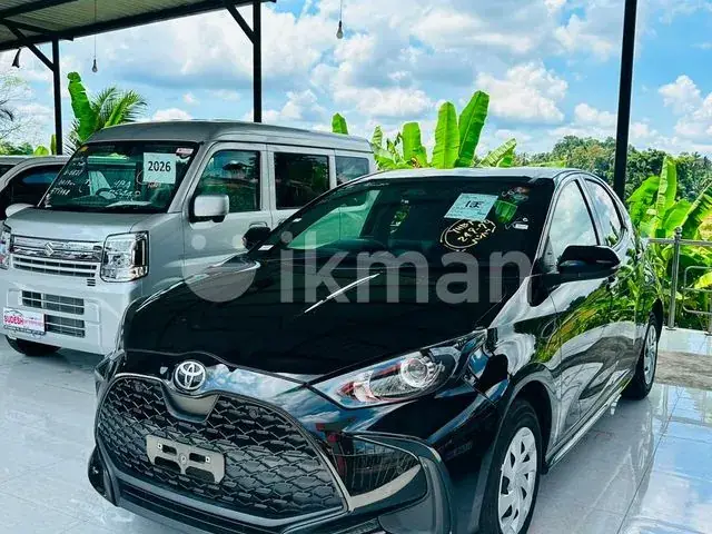 Toyota Yaris 2024 photo 2