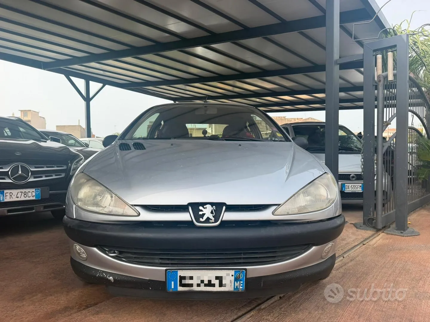 Peugeot 206