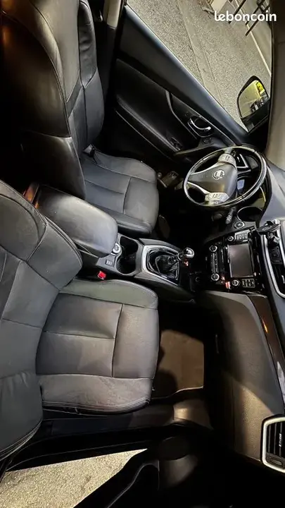 Nissan X-Trail 2016 photo 4