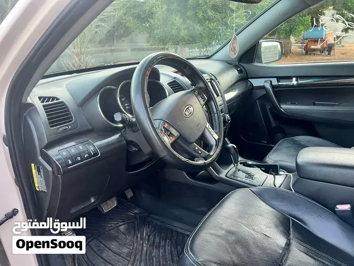 Kia Sorento 2013 photo 3