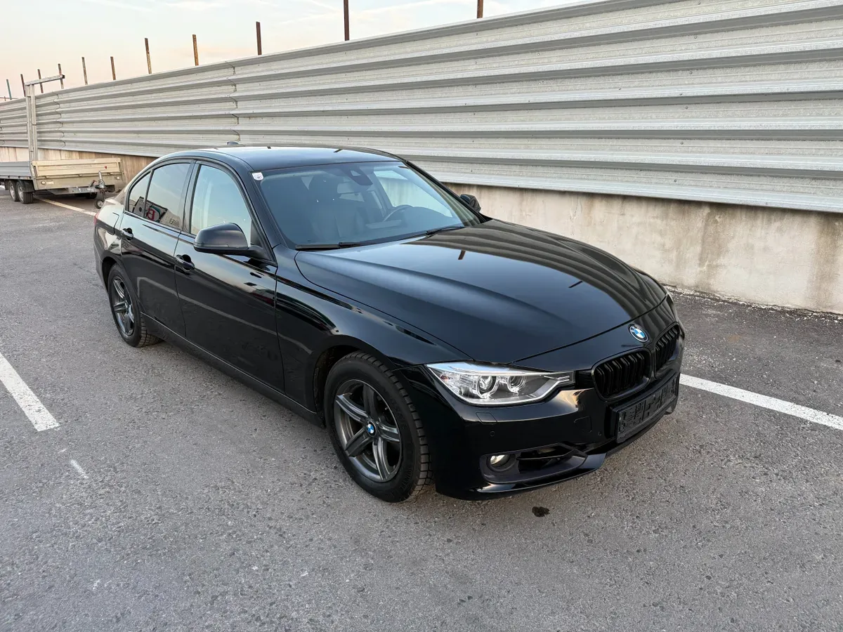 BMW 3Er-Reihe 320I 2012 photo 3