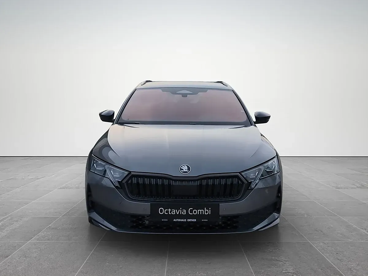 Skoda Octavia 2026 photo 2