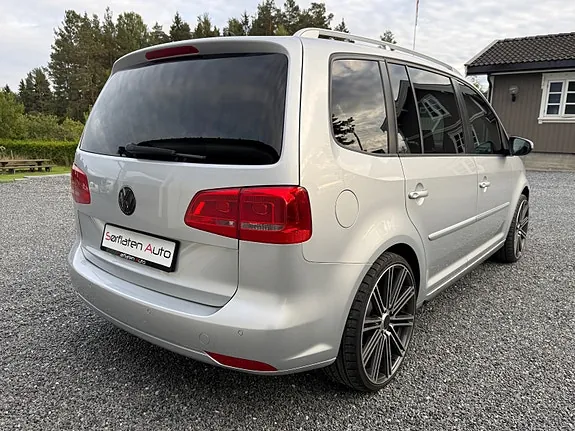 Volkswagen Touran 2015 photo 5