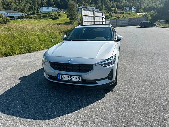 Polestar 2 2022 photo 2