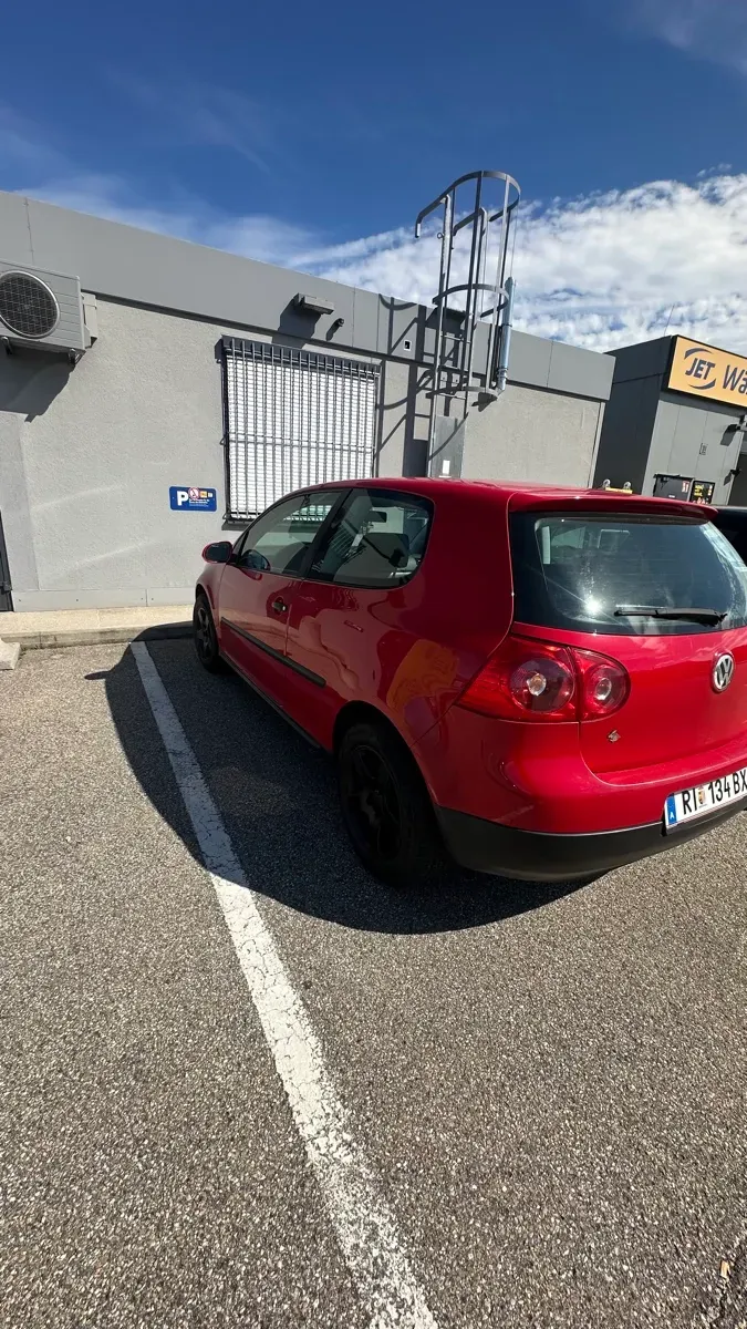 Volkswagen Golf 2005 photo 3