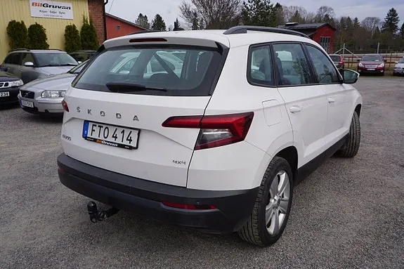 Skoda Karoq 2021 photo 3