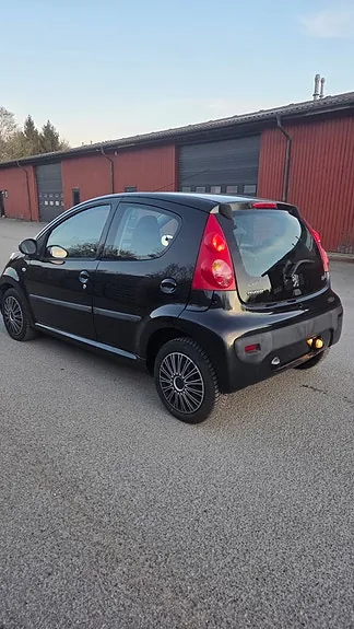 Peugeot 107 2009 photo 4