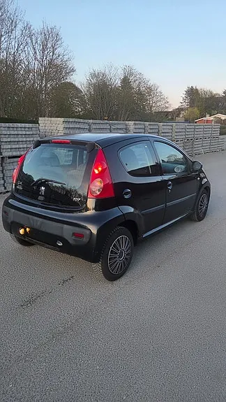 Peugeot 107 2009 photo 5