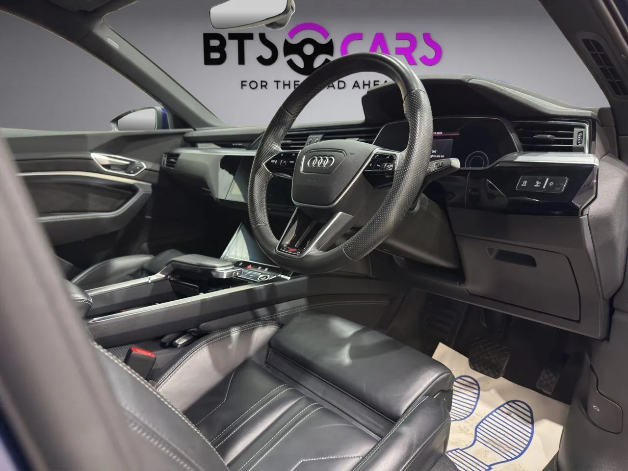 Audi E-Tron 2021 photo 2