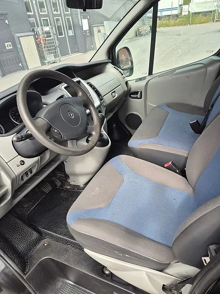 Renault Trafic 2011 photo 5