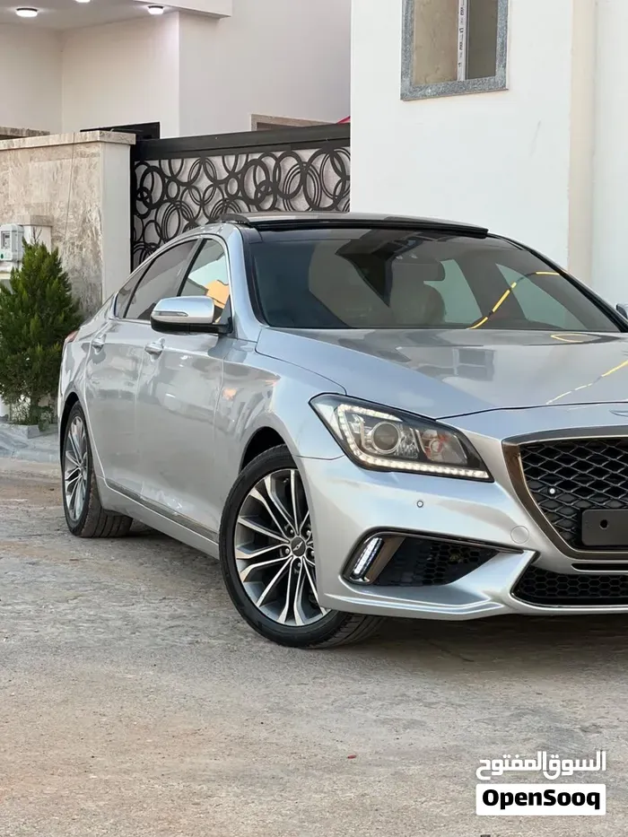Genesis G80 2017 photo 3