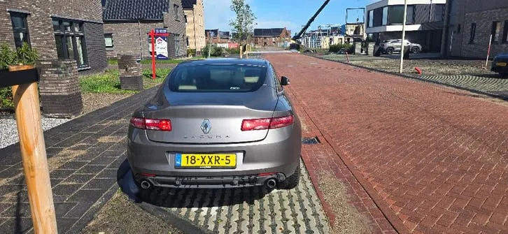 Renault Laguna