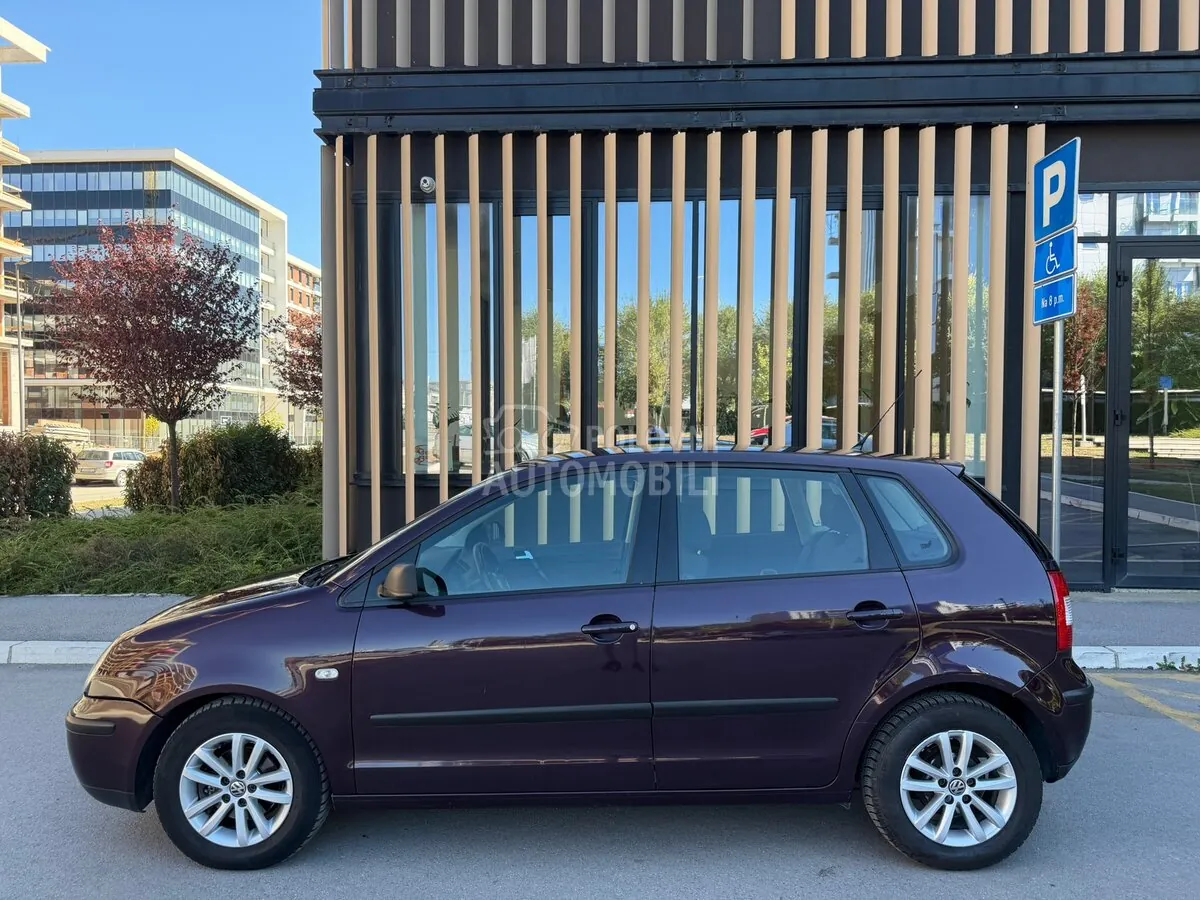 Volkswagen Polo 2004 photo 2