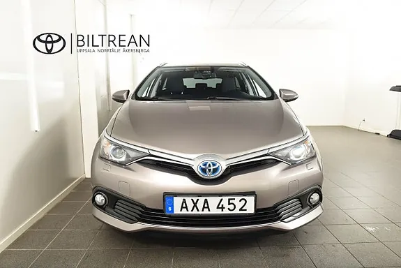 Toyota Auris 2015 photo 5