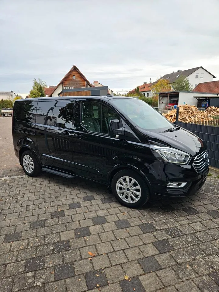 Ford Tourneo Custom