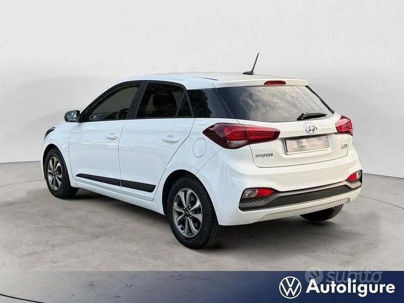Hyundai I20 2020 photo 3
