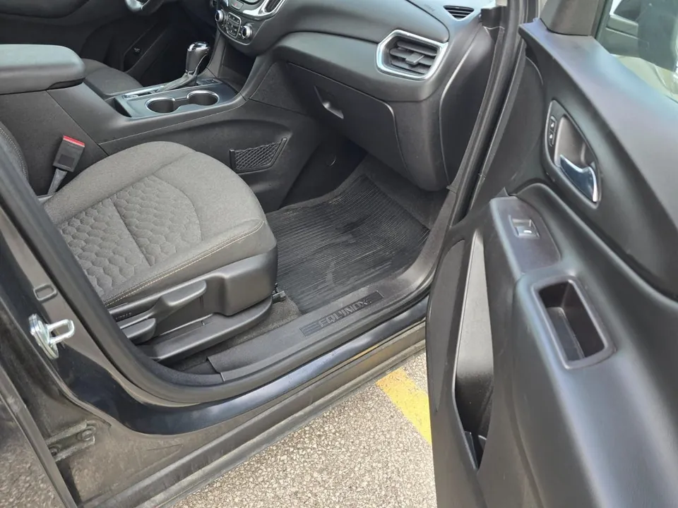 Chevrolet Equinox 2018 photo 3