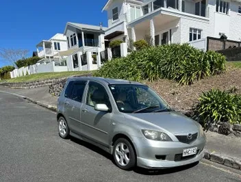 Mazda Demio 2004 photo 5