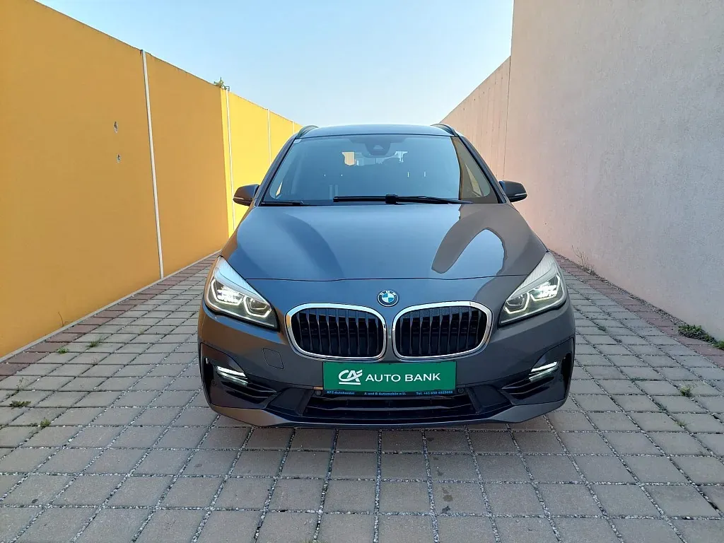 BMW 2 Series 2019 photo 2