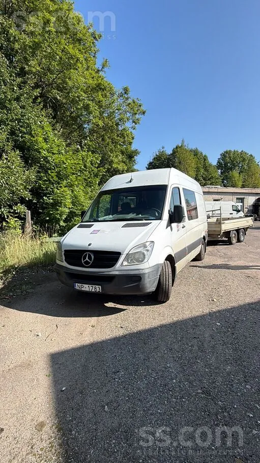 Mercedes-Benz Sprinter 2012 photo 2