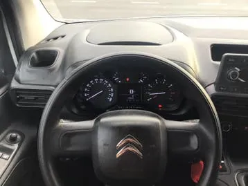 Citroen Berlingo 2022 photo 3