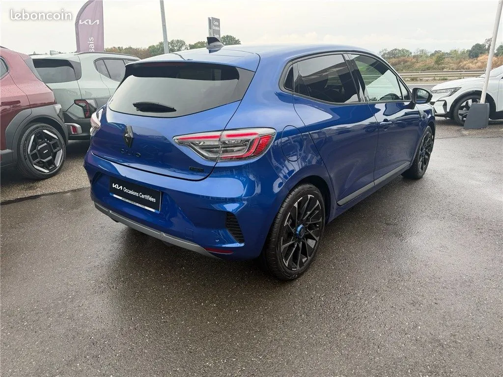 Renault Clio 2024 photo 3