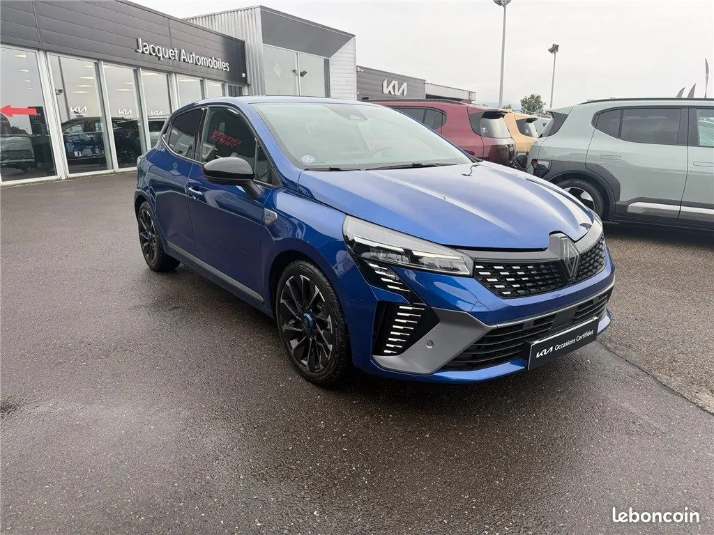 Renault Clio 2024 photo 2