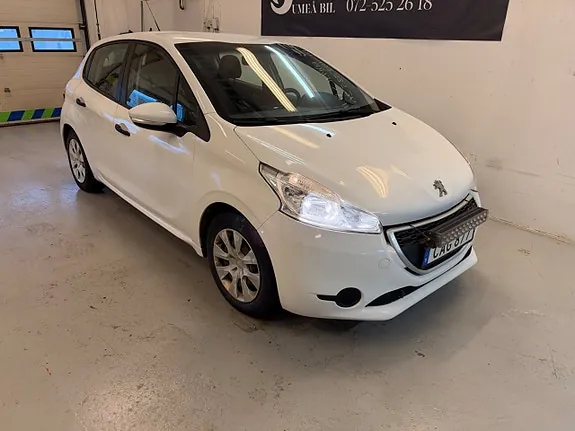 Peugeot 208 2014 photo 4