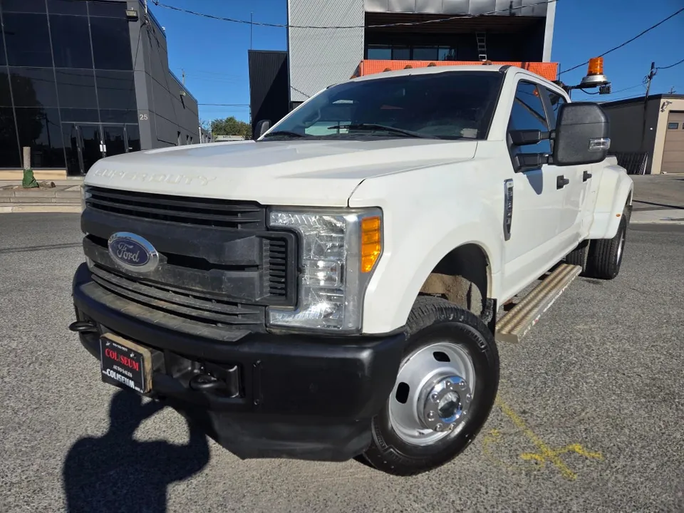Ford Super Duty F-350 2017 photo 4
