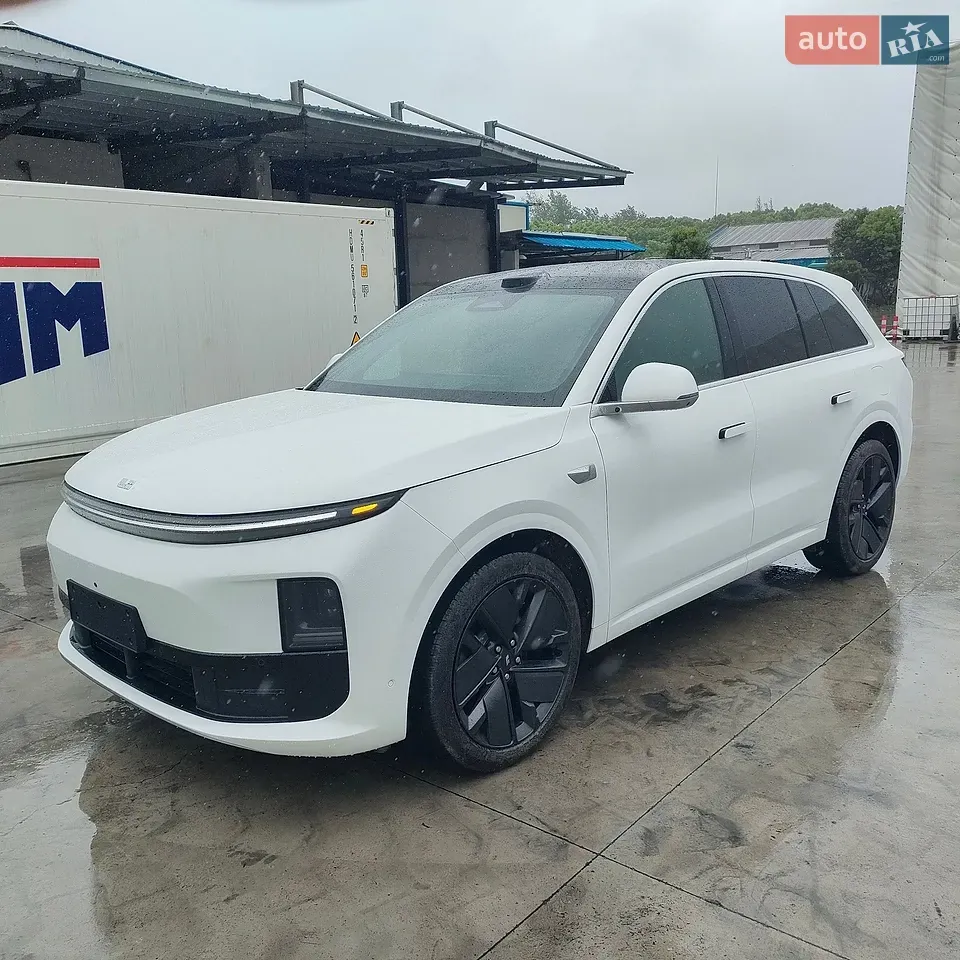 Li Auto L6