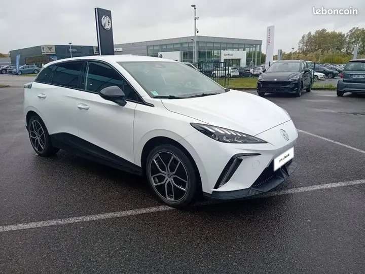 MG Mg4 2023 photo 3
