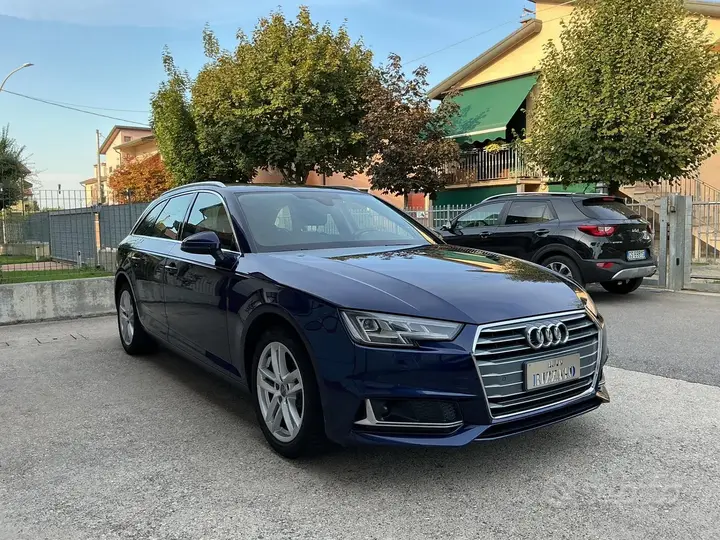 Audi A4 Avant