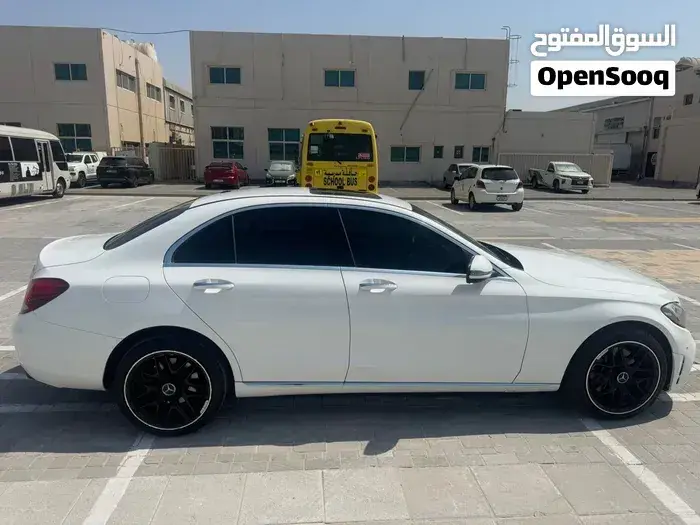 Mercedes-Benz C-Class 2018 photo 4