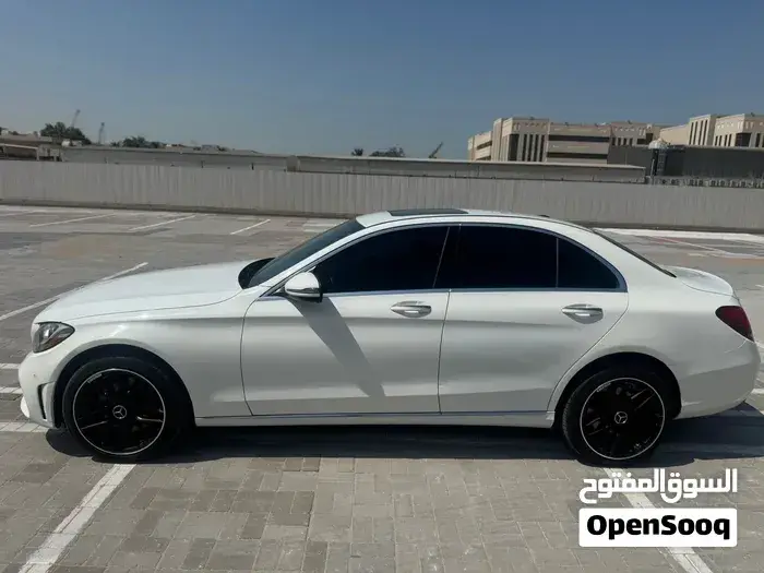 Mercedes-Benz C-Class 2018 photo 2
