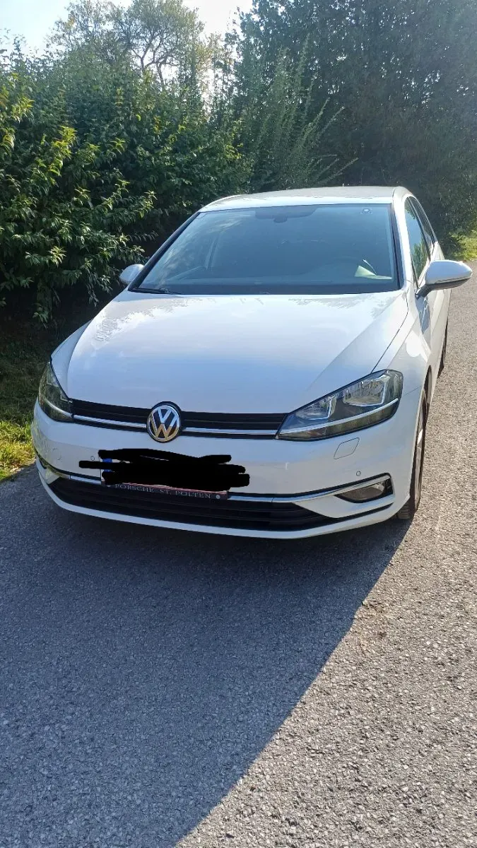 Volkswagen Golf 2019 photo 2