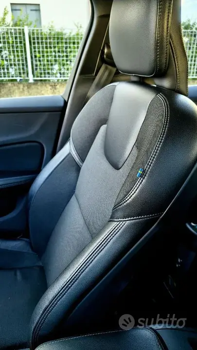 Volvo V60 2021 photo 5