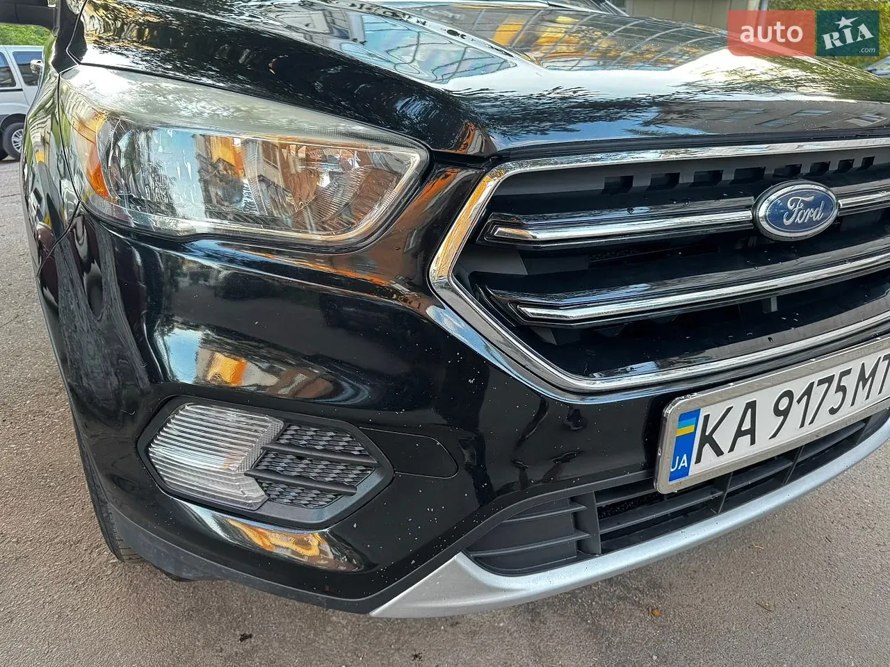 Ford Escape 2019 photo 2