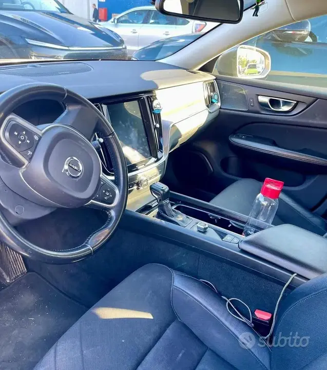 Volvo V60 2018 photo 3