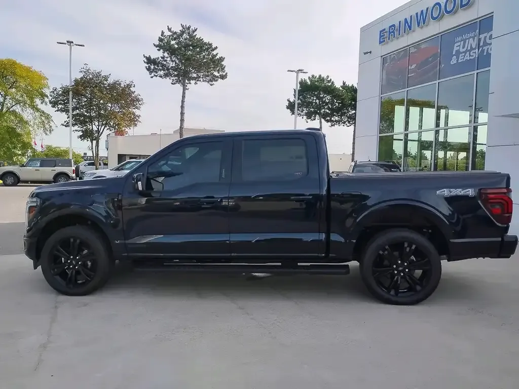 Ford F-150 Lariat 2026 photo 4
