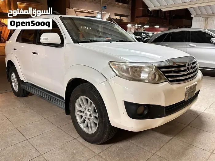 Toyota Fortuner 2015 photo 4