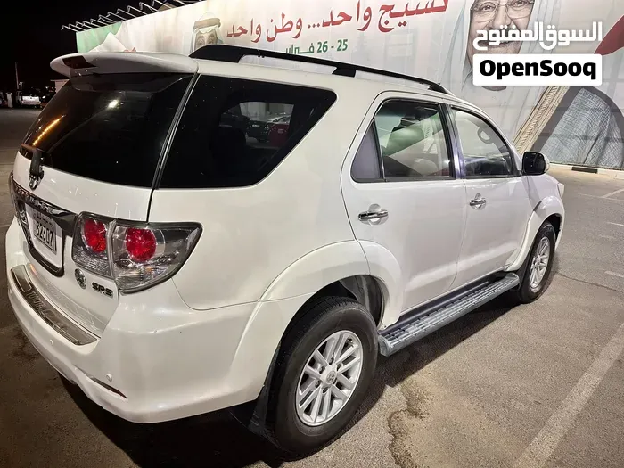 Toyota Fortuner 2015 photo 3
