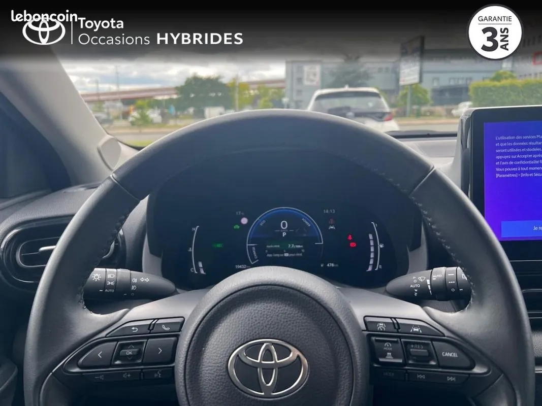 Toyota Yaris 2025 photo 5