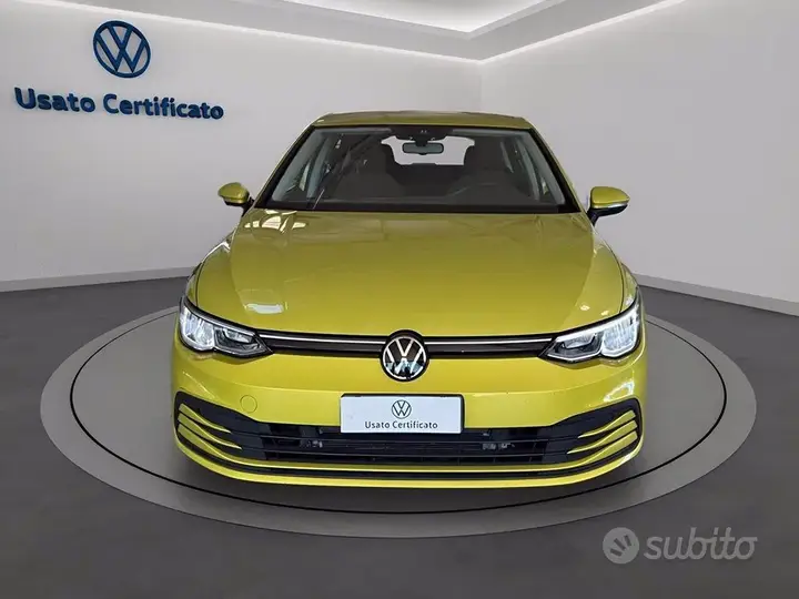 Volkswagen Golf 2023 photo 2