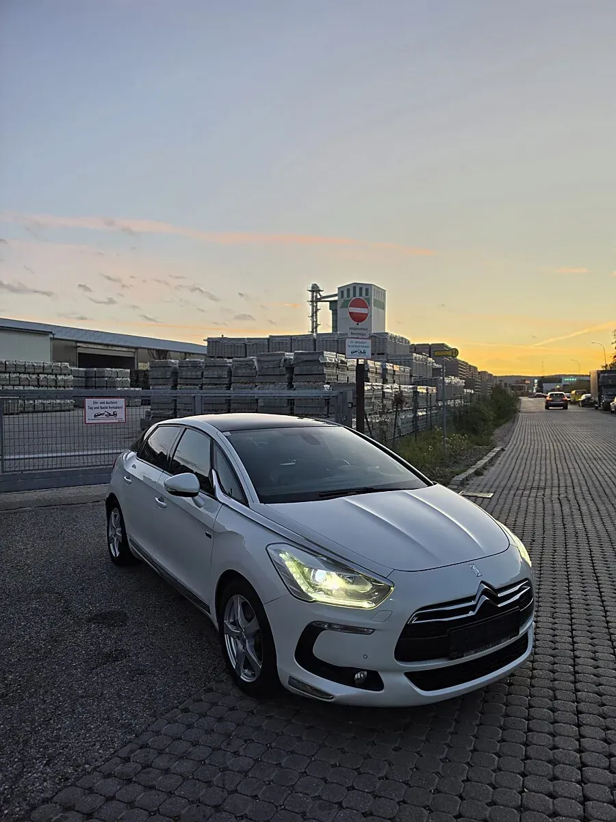 Citroen Ds5 2013 photo 2