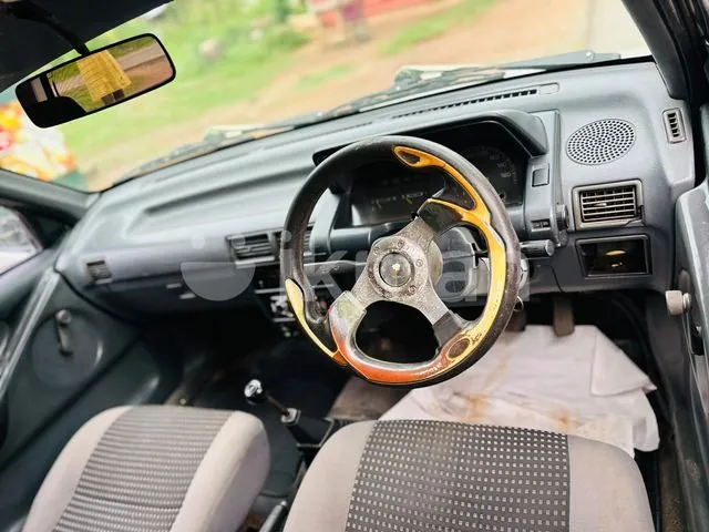 Daihatsu Charade 1990 photo 4