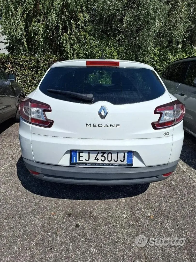 Renault Megane 2011 photo 4