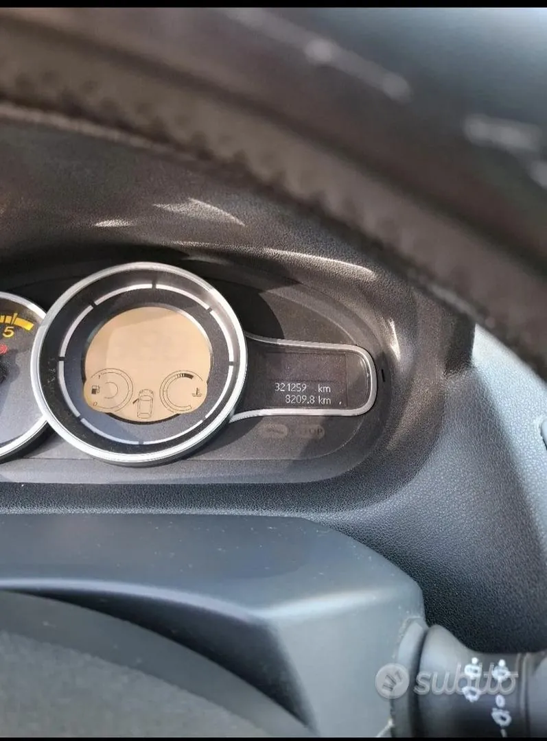 Renault Megane 2011 photo 3
