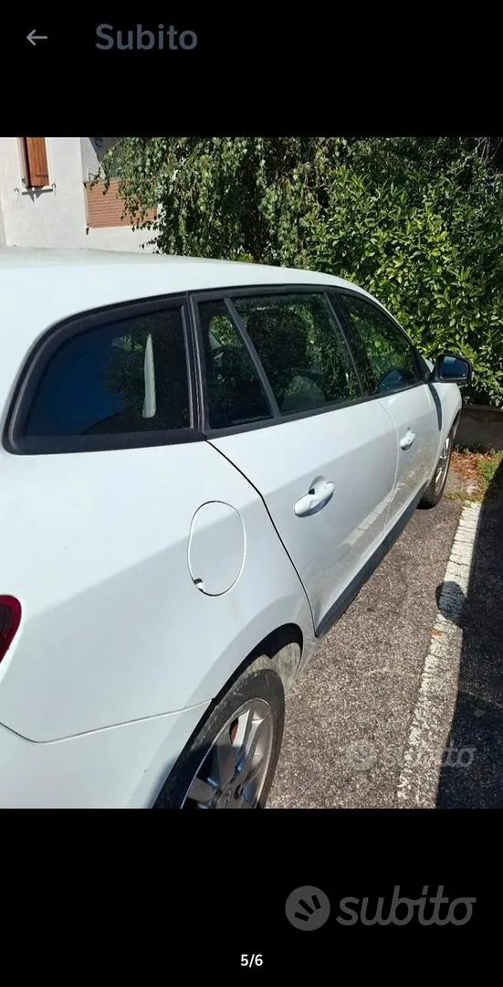 Renault Megane 2011 photo 5