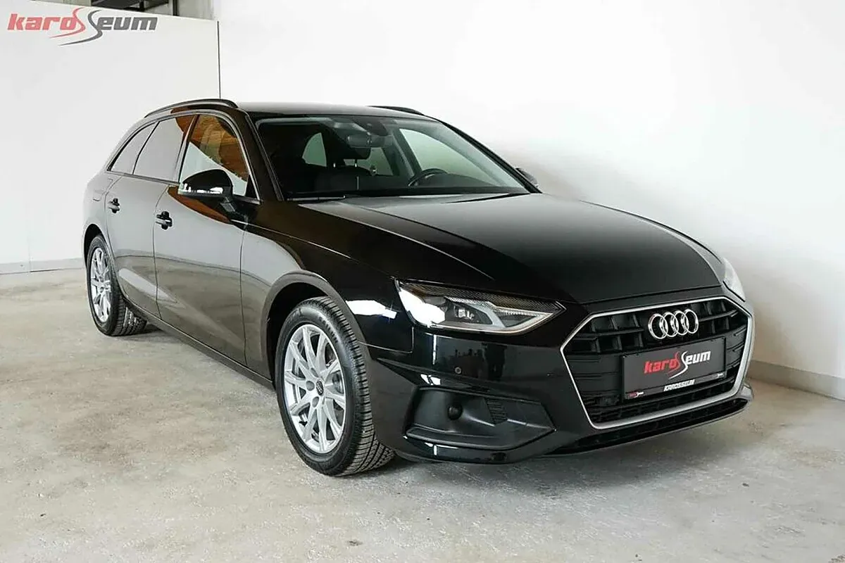 Audi A4 2022 photo 3