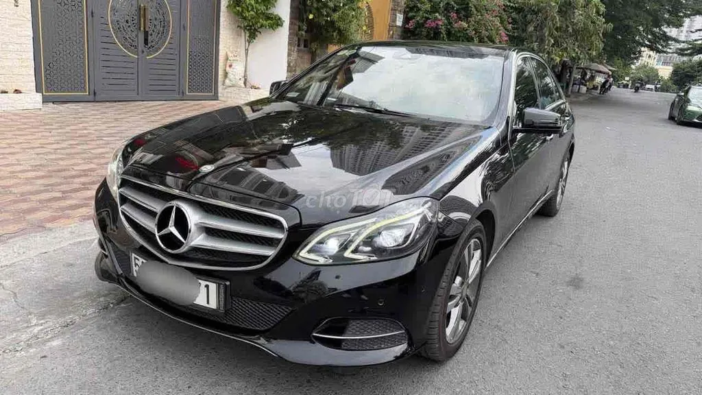 Mercedes-Benz E-Class 2014 photo 2